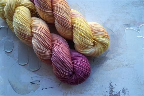 Indian Corn Hand Dyed Yarn / Handdyed Yarn Sock Yarn Wool - Etsy