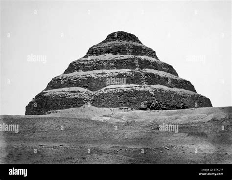 Old kingdom egypt Black and White Stock Photos & Images - Alamy