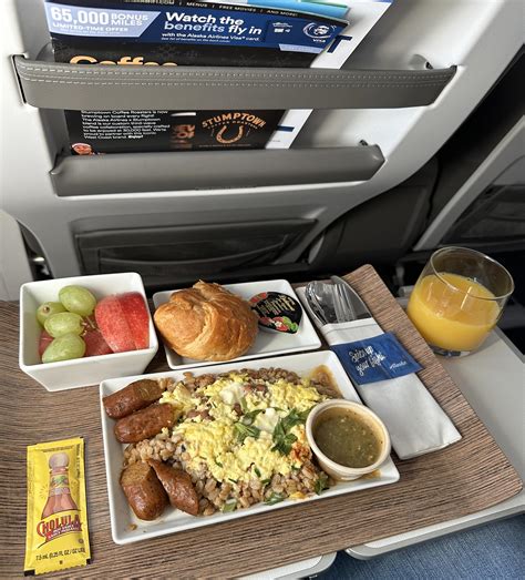 Ranchero Eggs : r/AlaskaAirlines