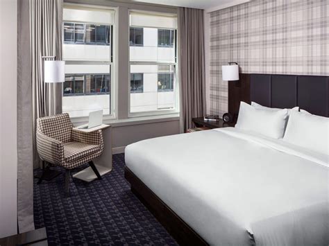 Pet-Friendly Boston Hotel Rooms | Hyatt Centric Faneuil Hall