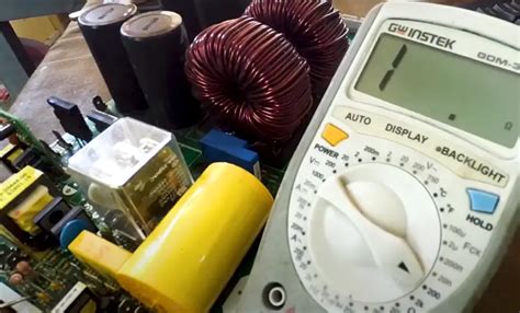 What Is a Fusible Resistor? - ElectronicsHacks