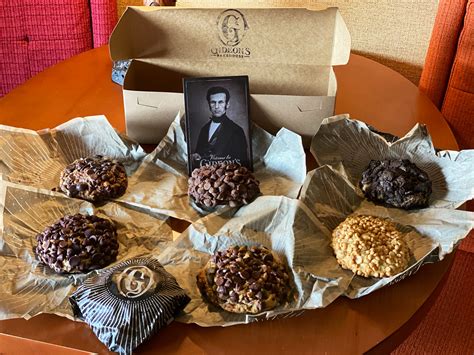 Gideon's Cookies At Disney Springs: Photos And Video Tour!