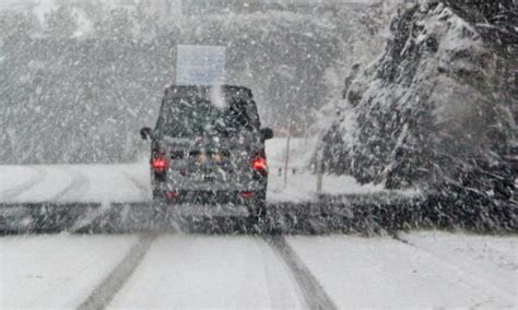 VIDEO: Snow starts falling around Dalmatia | Croatia Week