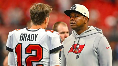 Buccaneers fire offensive coordinator Byron Leftwich - ESPN