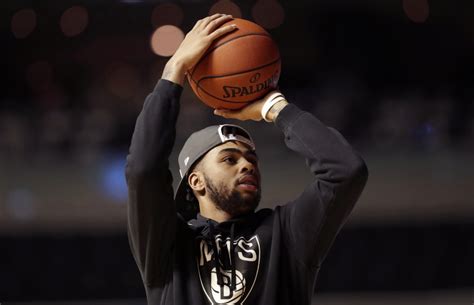 Nets' D'Angelo Russell Stars in New Era Film