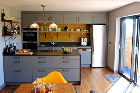 38+ Small Kitchen Layout Ideas Uk Display - House Decor Concept Ideas