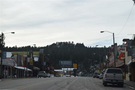 A Quick Stop at Mount Rushmore, South Dakota - Floradise