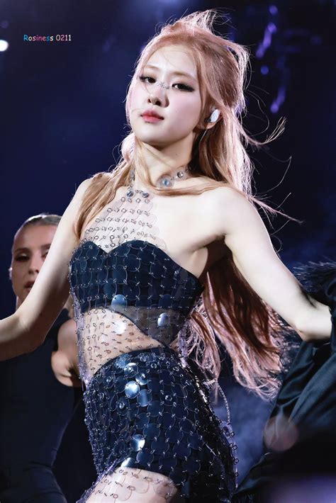 Rosé (Blackpink) at Coachella 2023 Main Stage 04/22/2023 (more photos) • CelebMafia