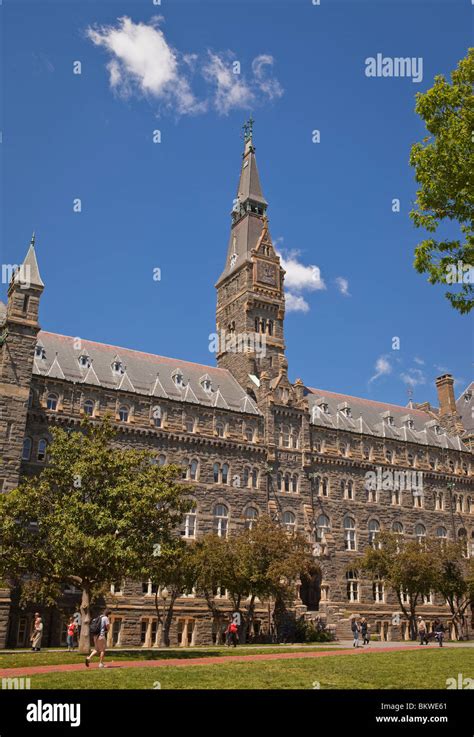 WASHINGTON, DC, USA - Healy Hall at Georgetown University Stock Photo - Alamy