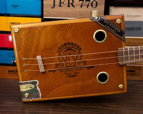 Cigar Box Guitar - SN:190704