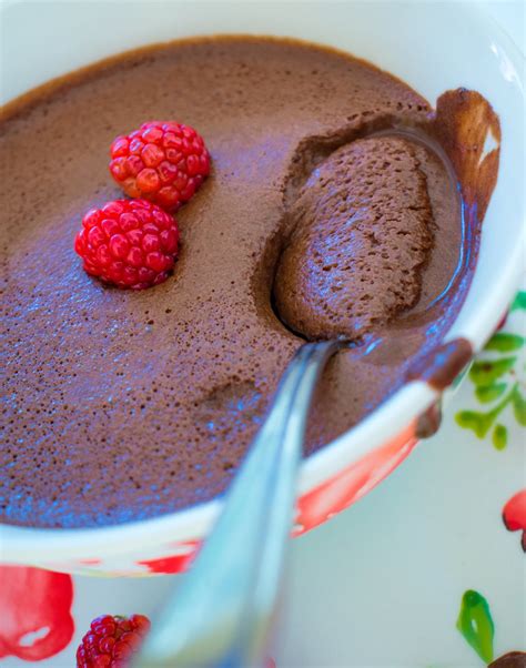 In a Nutshell...: Dark Chocolate Raspberry Mousse (Vegan)