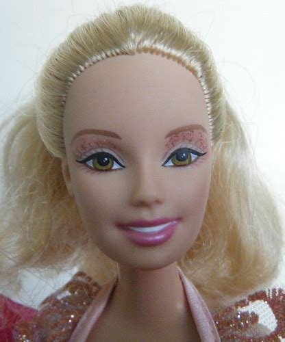 2006 Barbie 12 Dancing Princesses Genevieve Doll with with… | Flickr