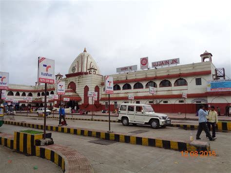 Somnath to Ujjain Long-Distance Trains - Railway Enquiry