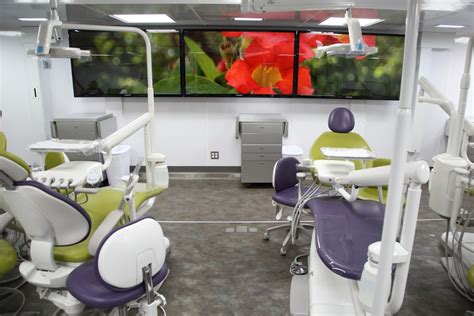 USC dental school opens the world’s largest mobile dental clinic - USC News