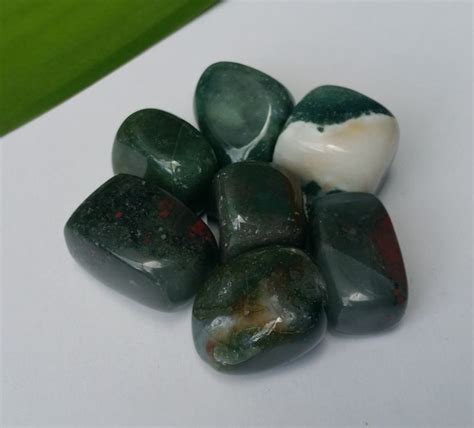 Green Jasper | Green jasper, Crystal jewelry making ideas, Jasper stone ...