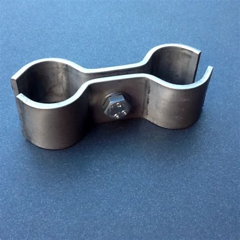 Stainless Steel Double Pipe Clamp Bracket 30mm Diameter