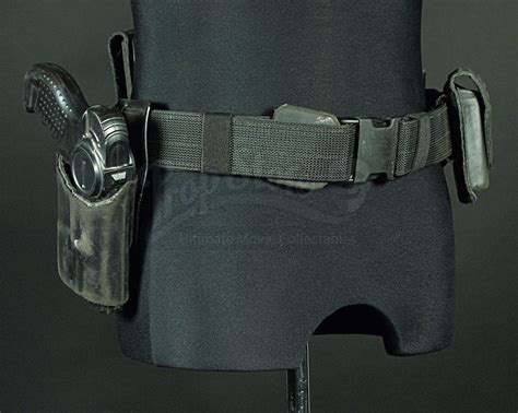 Police Duty Belt With Pistol & Accessories | Police duty belt, Belt ...