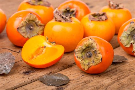 Real Food Encyclopedia - Persimmon - FoodPrint