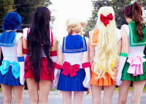 Sailor Moon group cosplay (With images) | Sailor moon cosplay, Sailor moon, Cosplay