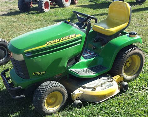 John Deere Lawn tractor for sale