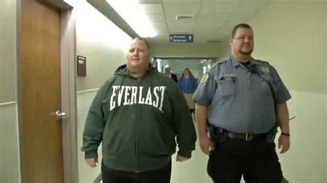 Wyandotte Co. deputy shot during robbery released from hospital