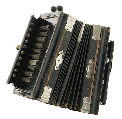 Diatonic button accordion, F, C – Works – National Music Museum