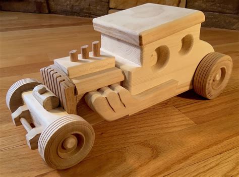 Épinglé sur Wooden toys