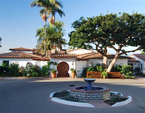 File:Casa Romantica de San Clemente, California.jpg - Wikimedia Commons