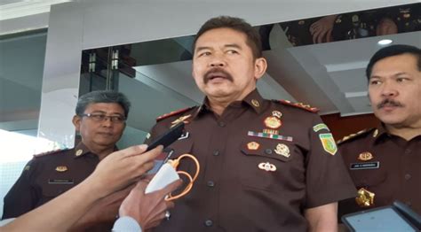 Jaksa Agung Keluarkan Pedoman Baru Tentang Penyalahgunaan Narkoba