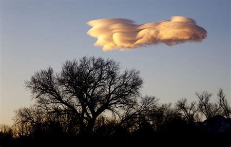 How Lenticular Clouds Are Formed