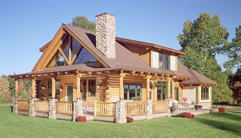 Maine Log Home Shows Variety of Exterior Finishes « Real Log Style