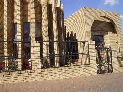 Did You Know There Were Beautiful Houses In Soweto?