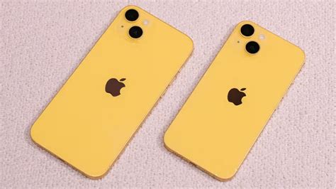 Unboxing Yellow iPhone 14