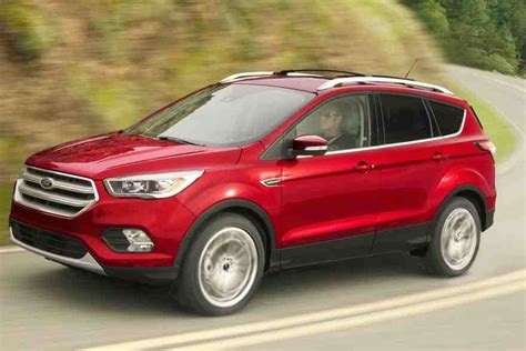 2019 Ford Escape vs. 2019 Ford Edge: What's the Difference? - Autotrader