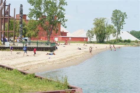 Sandpoint Beach Opens Saturday | windsoriteDOTca News - windsor ontario's neighbourhood ...