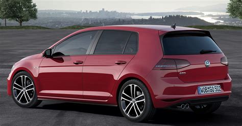 VW uncovers sporty diesel Golf -- for Europe