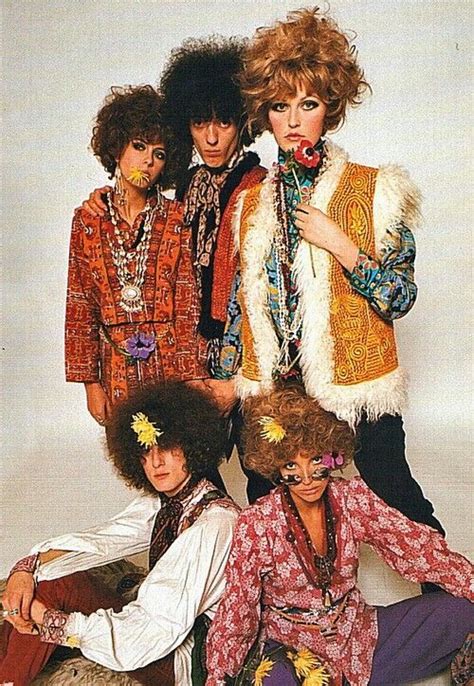 Hippie chic in 2019 | Psychedelic fashion, 1960s fashion, Hippie flowers