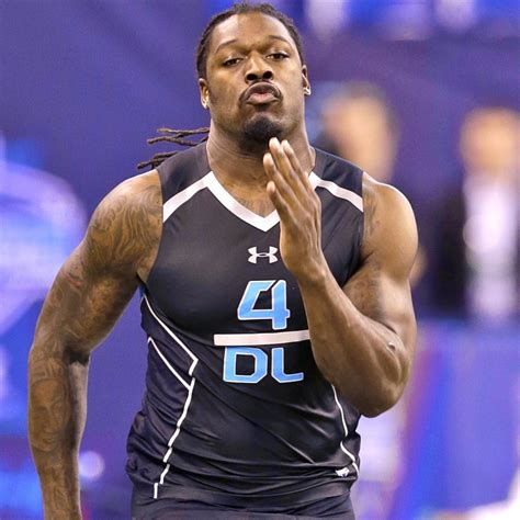 Watch Jadeveon Clowney Run 40-Yard Dash at NFL Scouting Combine | News ...