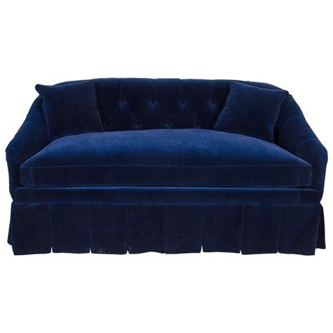 21st Century Blue Velvet Settee | Velvet settee, Settee, Blue velvet