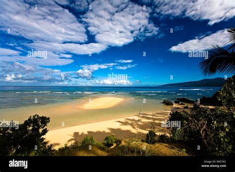 Comoros, Anjouan, Moya. Beach, sandbar Stock Photo - Alamy