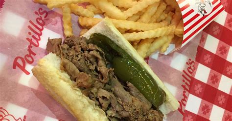 Portillo's opens on Indianapolis' south side