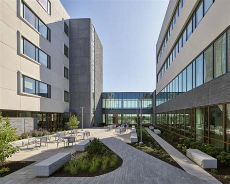 UPMC Memorial Hospital and Ambulatory Care Building - HCD Magazine