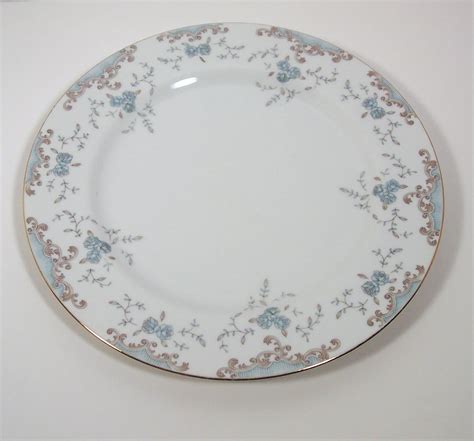 ~Mikasa Fine China Seville Dinner Plate 10 3/8" pattern 5303 Narumi