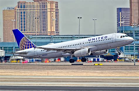 United A320 at Chicago on Jan 26th 2018, rejected takeoff, runway ...