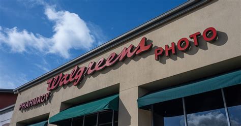 Walgreens names Tim Wentworth as next CEO | Crain's Chicago Business