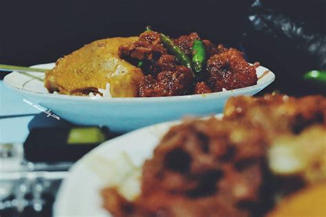 Gudeg Pawon: Sensasi Makan Gudeg di Dapur