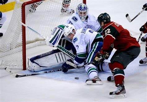 Canucks Beat Wild 5-2