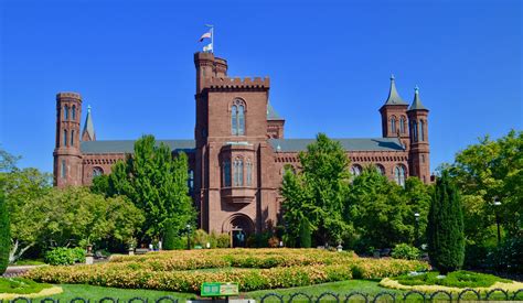 Smithsonian Castle