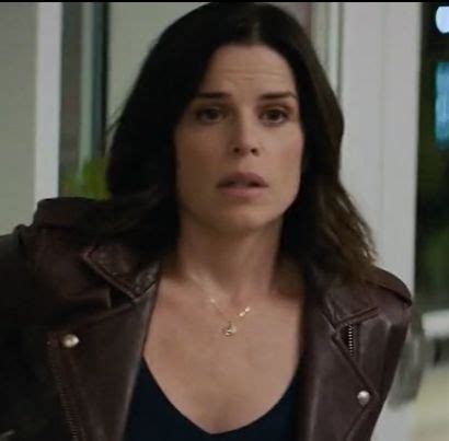 Neve Campbell Scream 5 | Neve campbell, Scream franchise, Girls characters