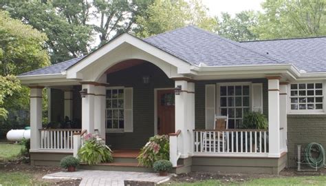 front porch remodels 1940's houses - Google Search | Porch roof styles, House front porch, Porch ...